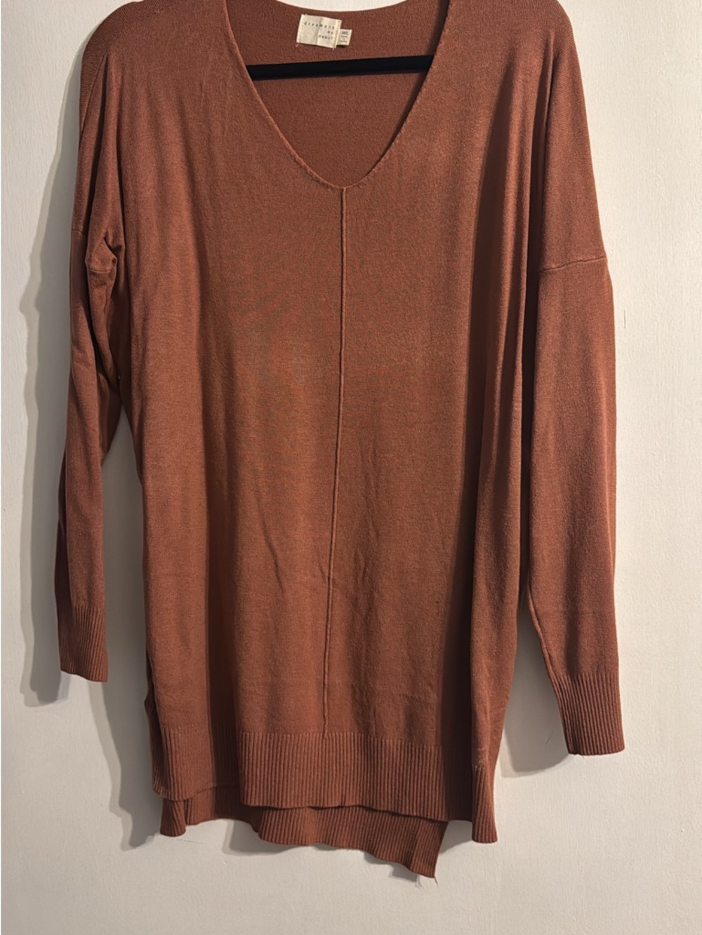 Dreamers V-Neck Tunic Sweater in Rust Brown